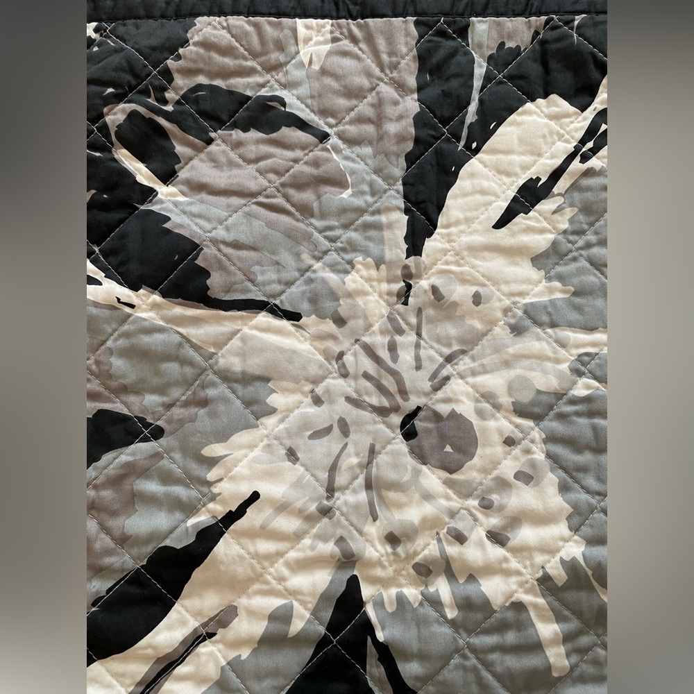 Dwell Studio Quilted Sham Watercolor Rose Gray, 26x21", NEW from Target - Picture 3 of 6